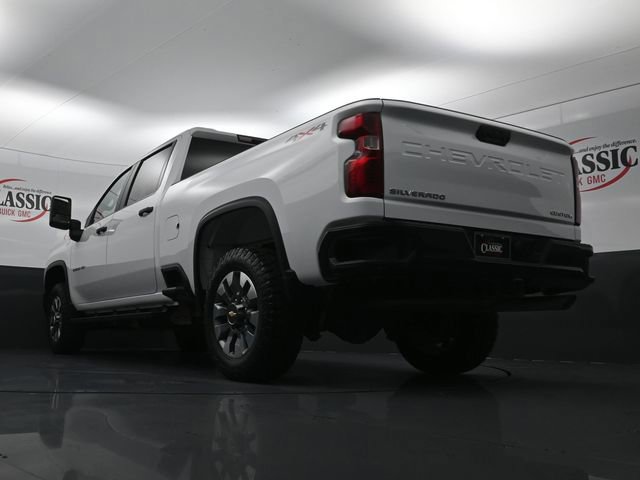 Used 2025 Chevrolet Silverado 2500 Custom w/ Custom Convenience Package AWD/4WD image 23