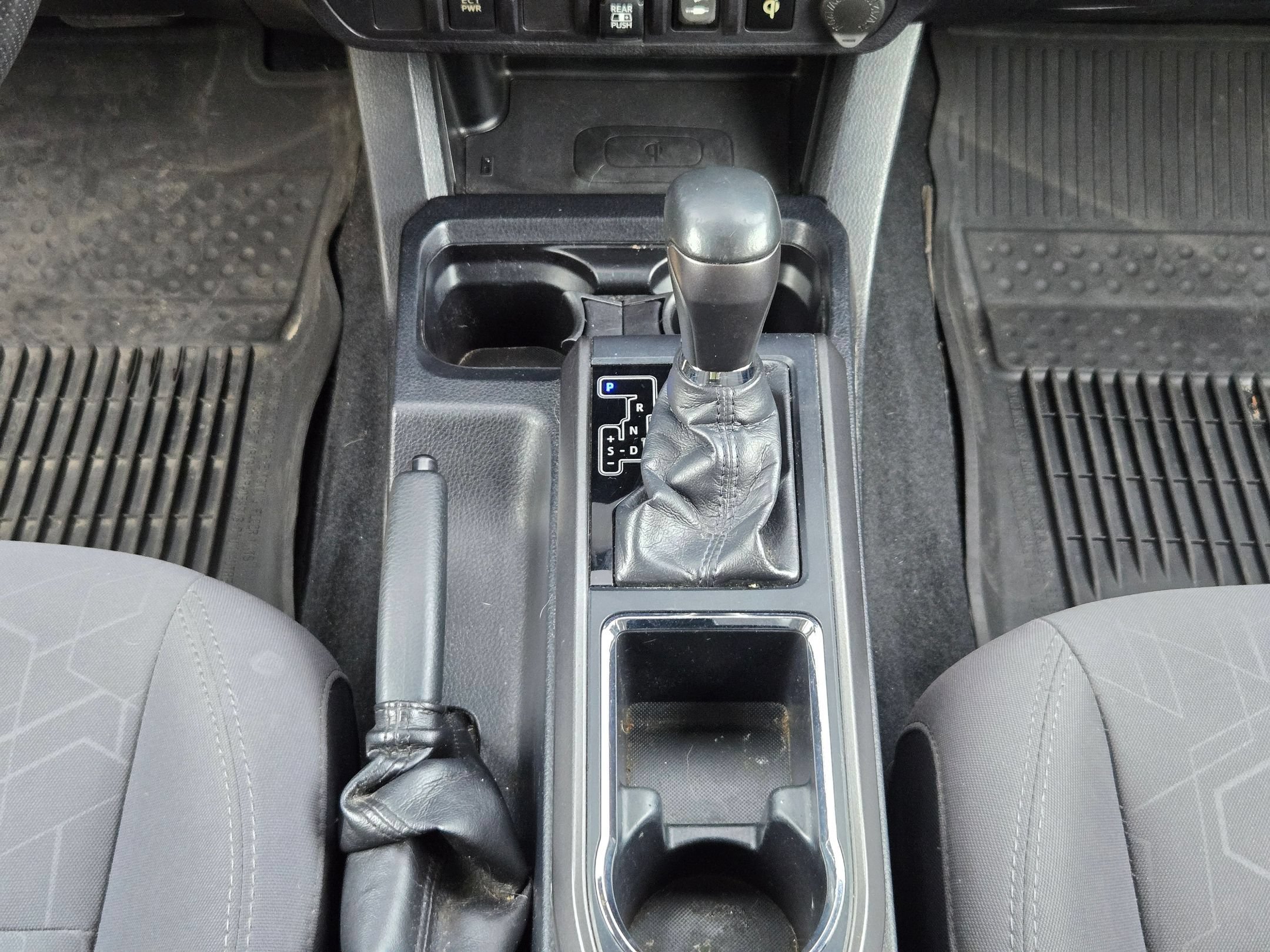 Used 2019 Toyota Tacoma TRD Sport RWD image 19