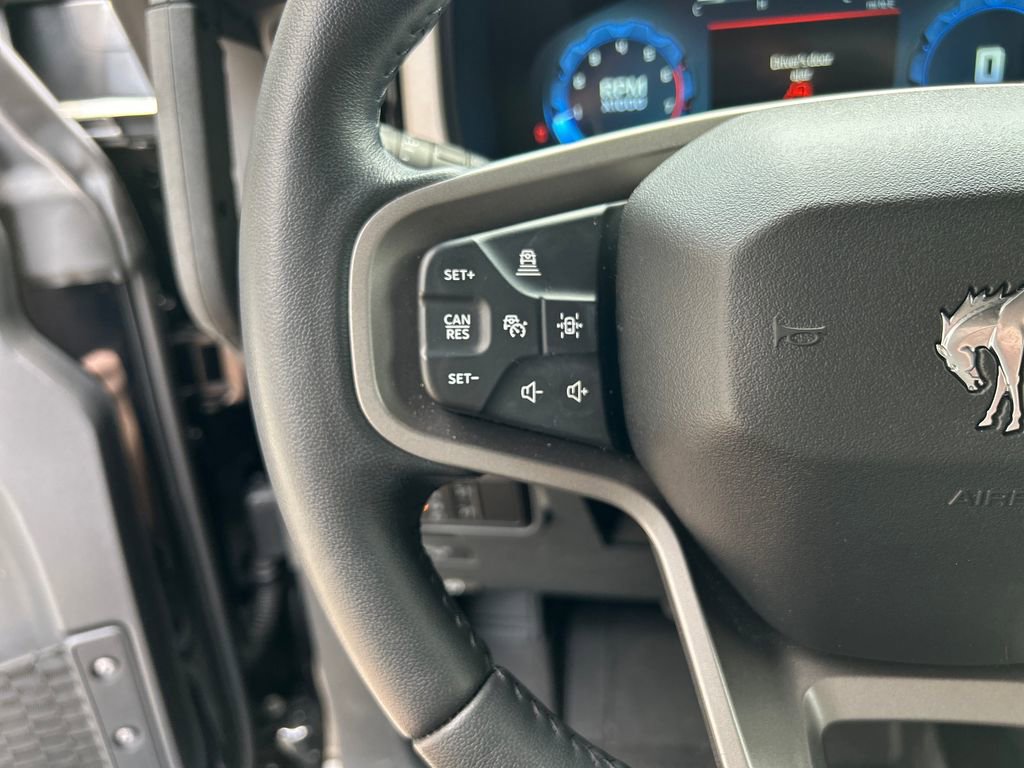 Used 2025 Ford Bronco Outer Banks AWD/4WD image 22