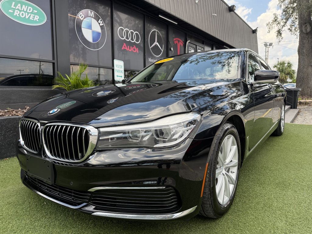 Used 2019 BMW 740i xDrive image 1