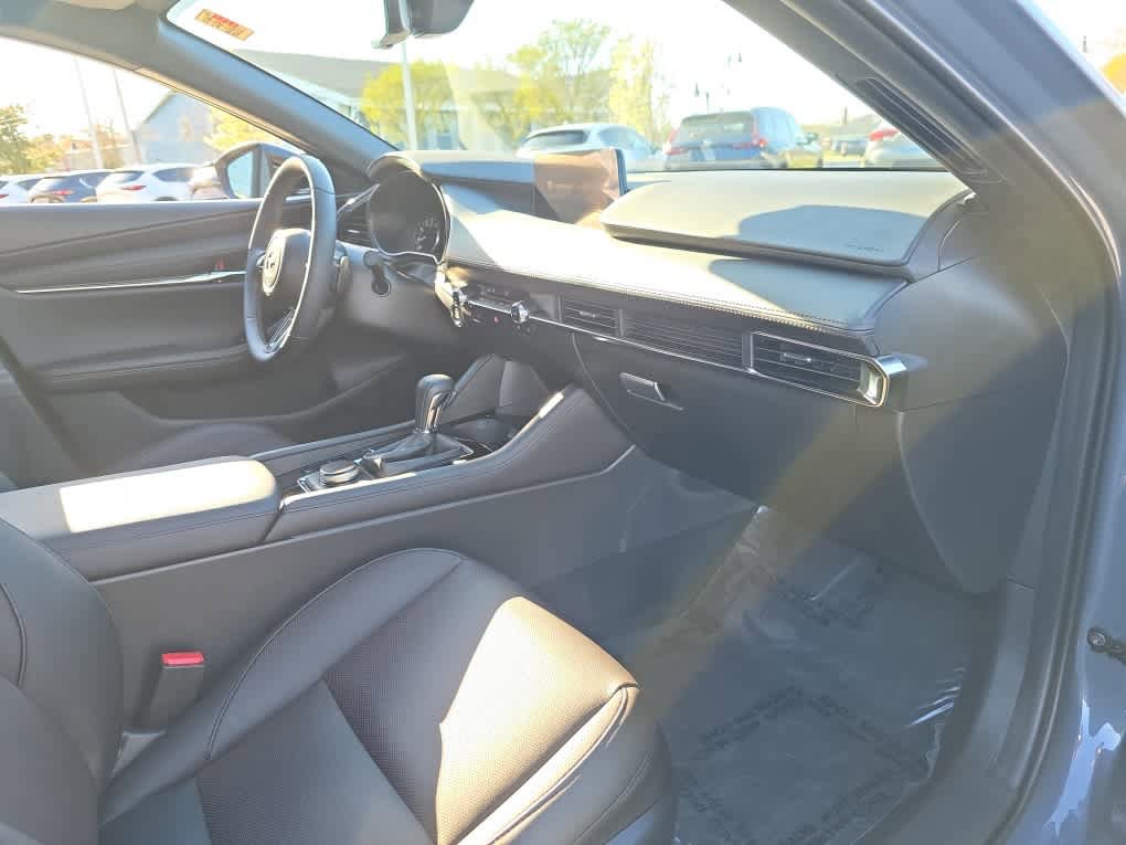 Used 2025 MAZDA MAZDA3 Hatchback w/Premium Plus Pkg AWD/4WD image 22