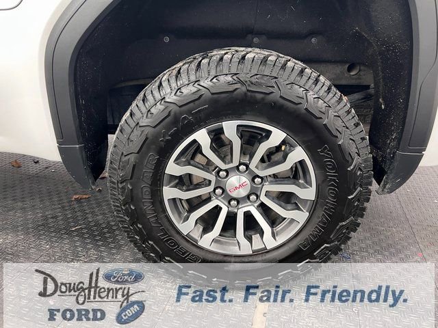 Used 2023 GMC Sierra 1500 AT4 w/ Technology Package AWD/4WD image 21