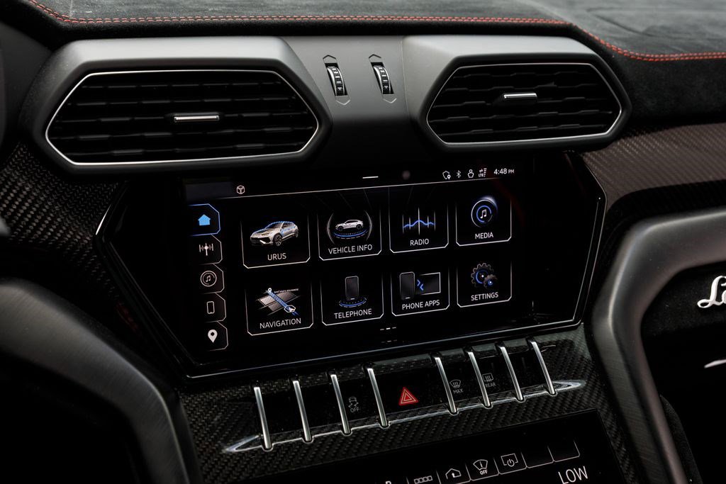 Used 2024 Lamborghini Urus Performante image 38