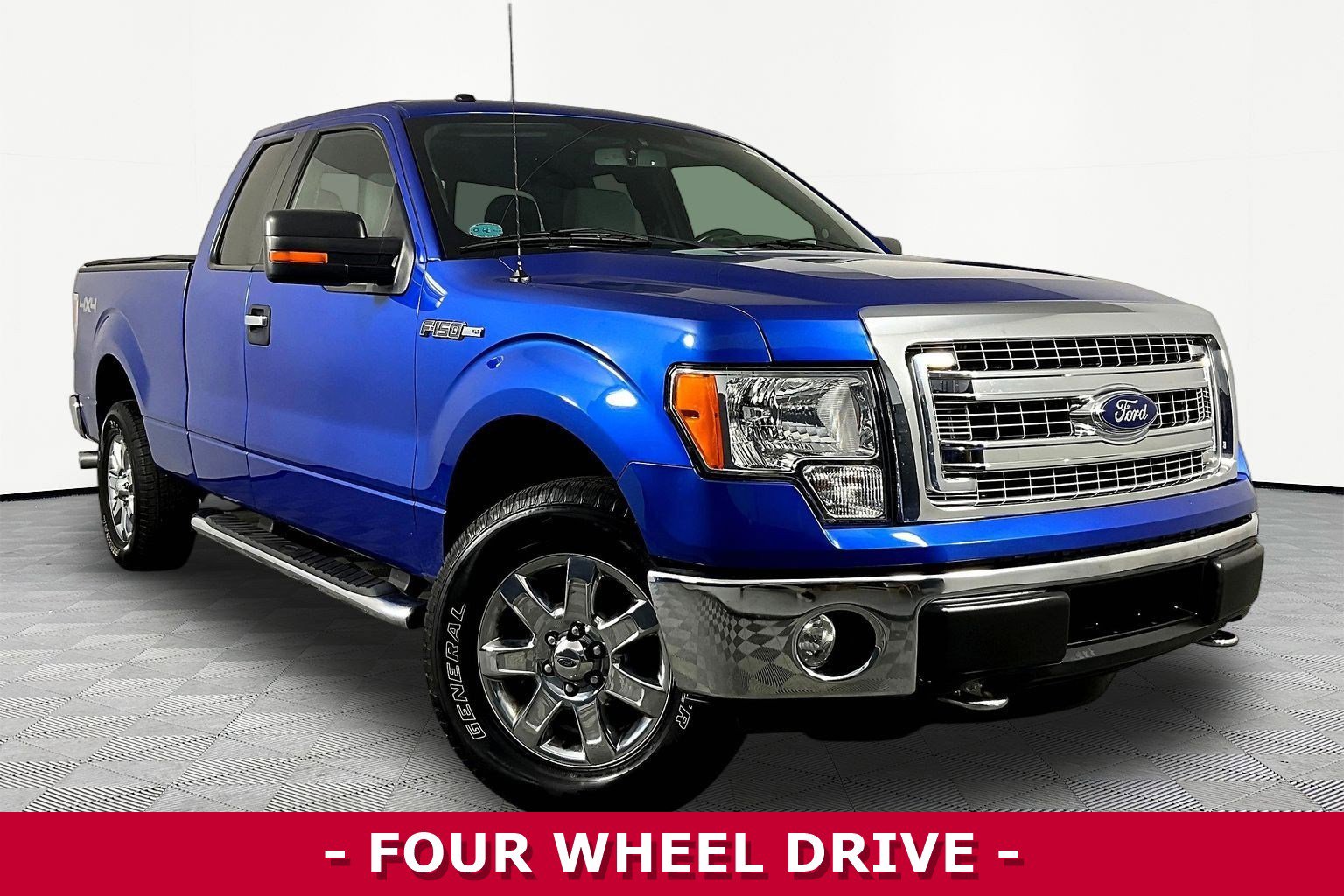 Used 2014 Ford F150 XLT w/ Equipment Group 302A Luxury image 3