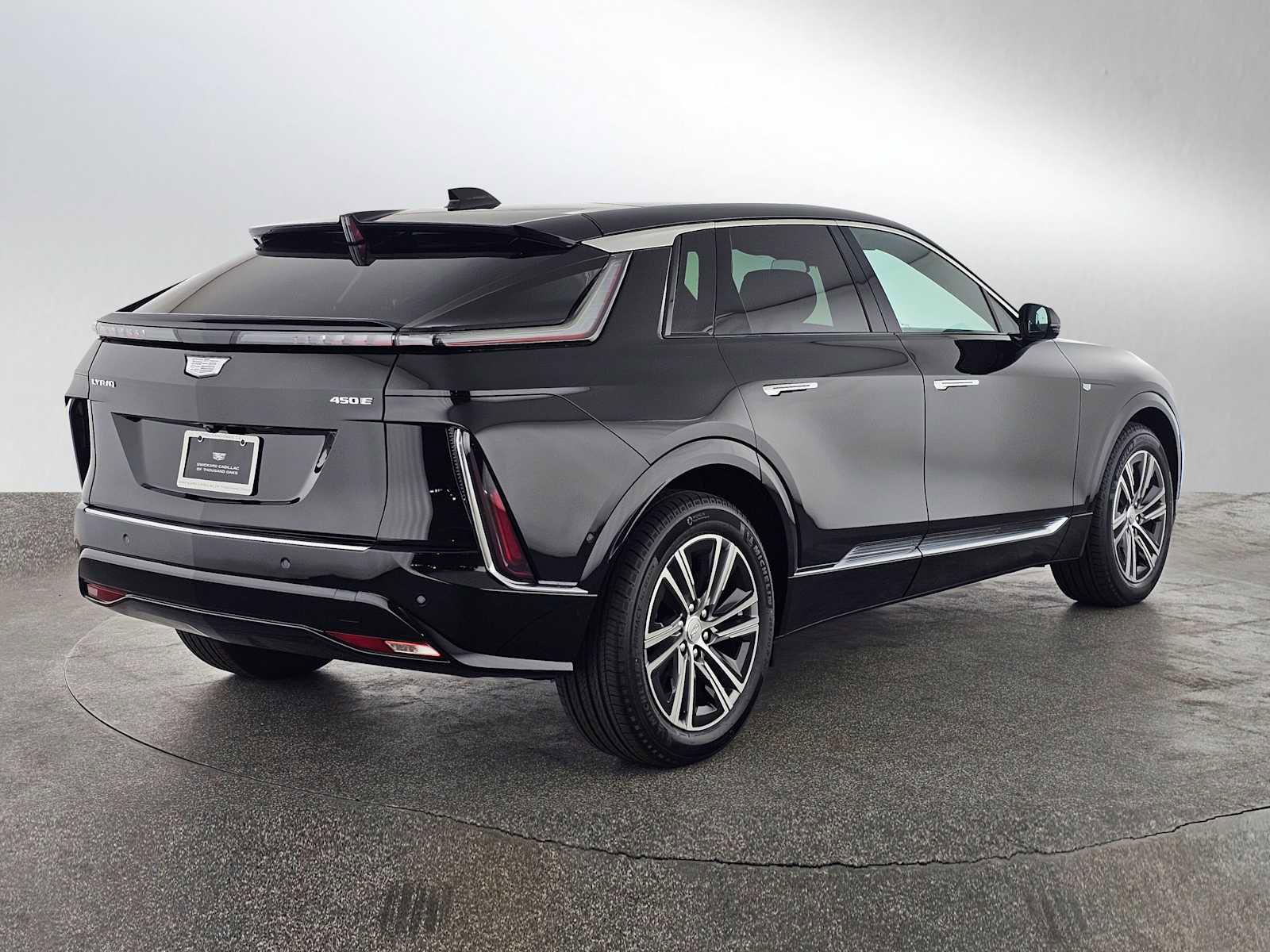 New 2026 Cadillac Lyriq Luxury image 3