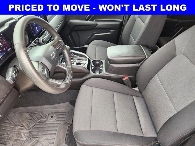 Used 2024 Chevrolet Colorado Trail Boss image 5