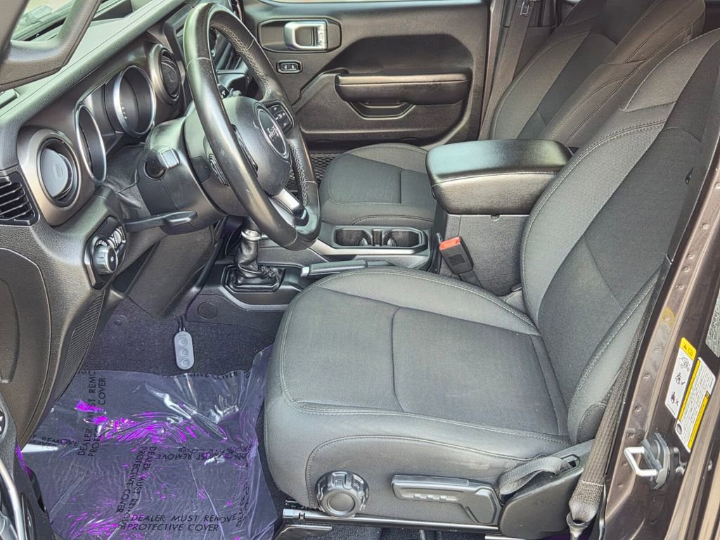Used 2019 Jeep Wrangler Unlimited Sport S AWD/4WD image 11