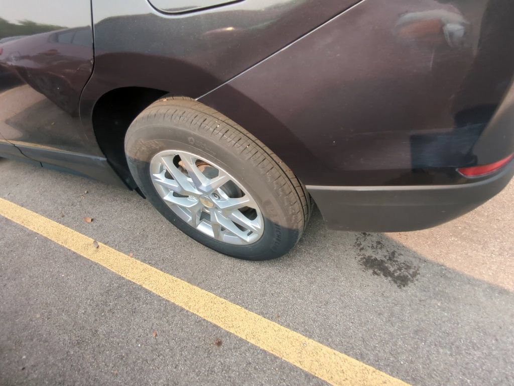 Used 2022 Chevrolet Equinox LS FWD image 5