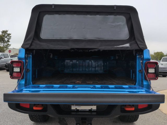 Used 2024 Jeep Gladiator Mojave w/ Technology Group AWD/4WD image 13