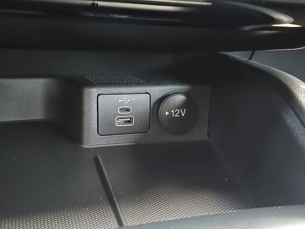 Used 2025 Ford Escape ST-Line w/ Tech Pack #1 image 24