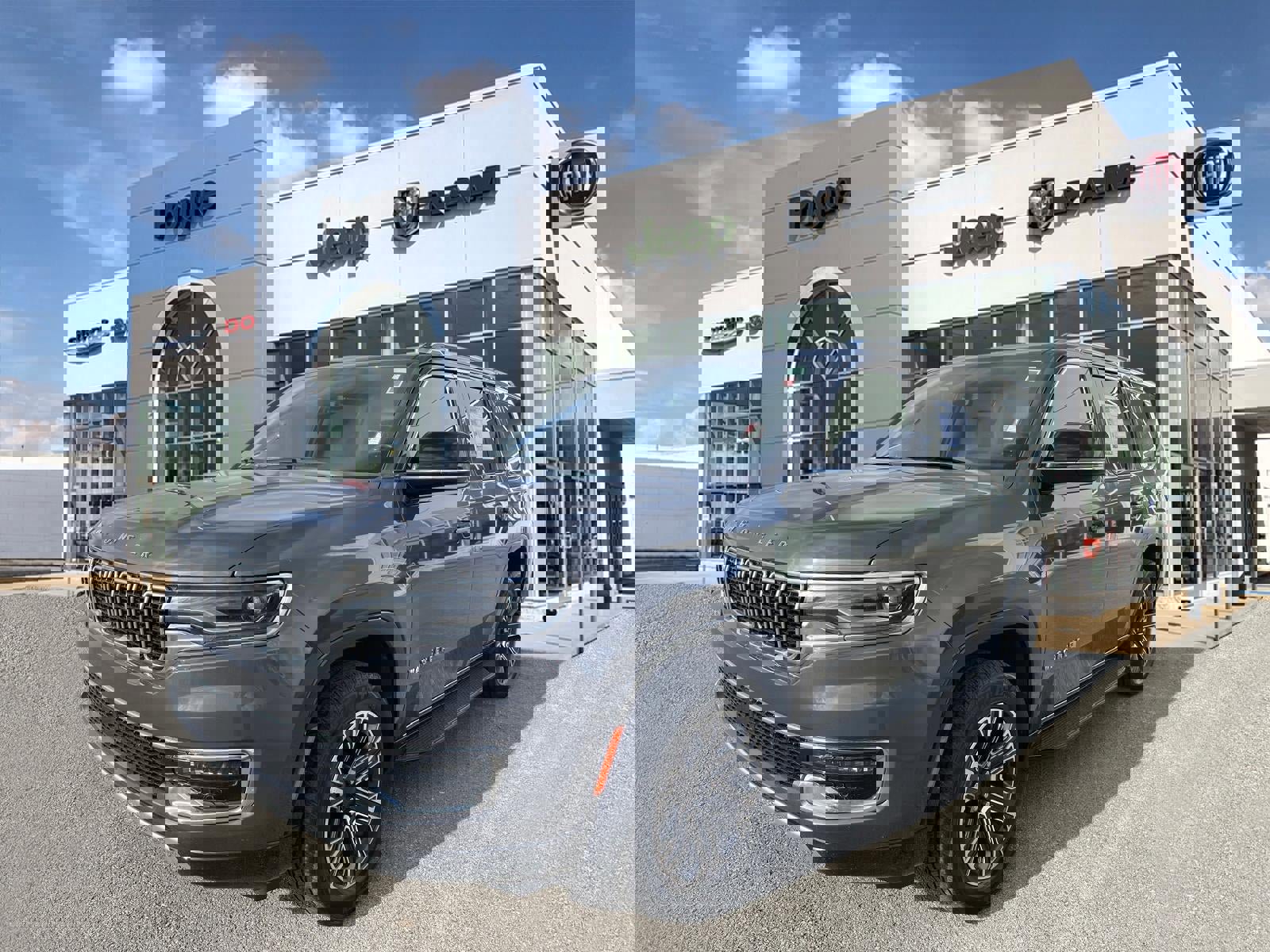 Used 2024 Jeep Wagoneer Series II image 4