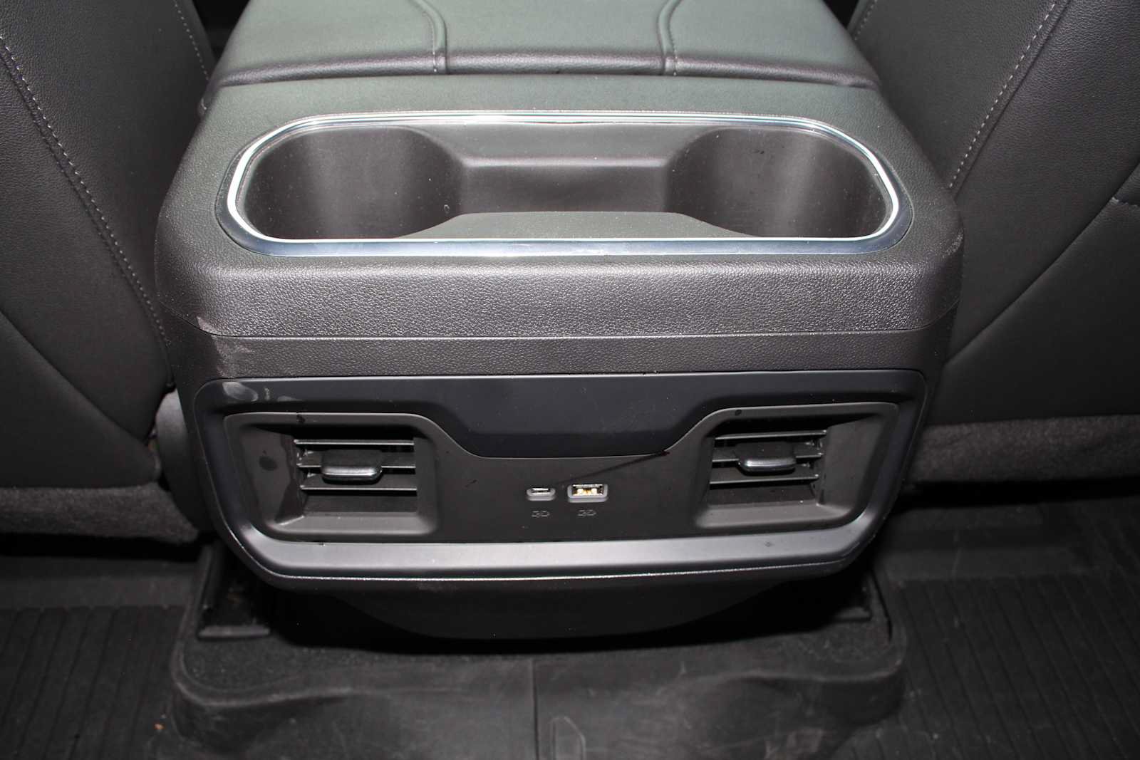Used 2024 Chevrolet Silverado 1500 LT Trail Boss w/ Convenience Package II AWD/4WD image 33