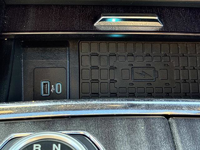 Certified 2022 Ford Expedition Platinum image 33