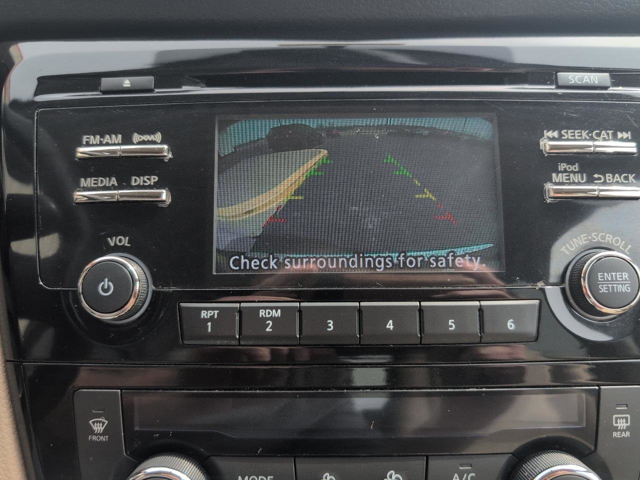 Used 2017 Nissan Rogue SV image 20