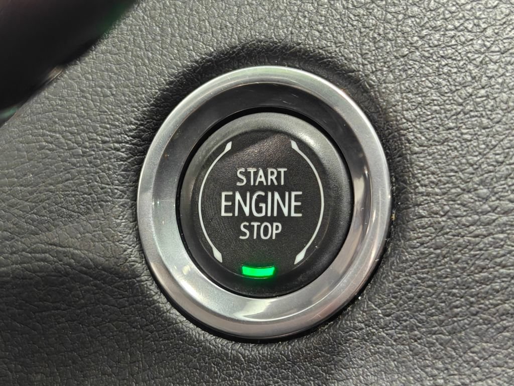 Used 2019 Cadillac XT4 Sport w/ Cold Weather Package FWD image 15