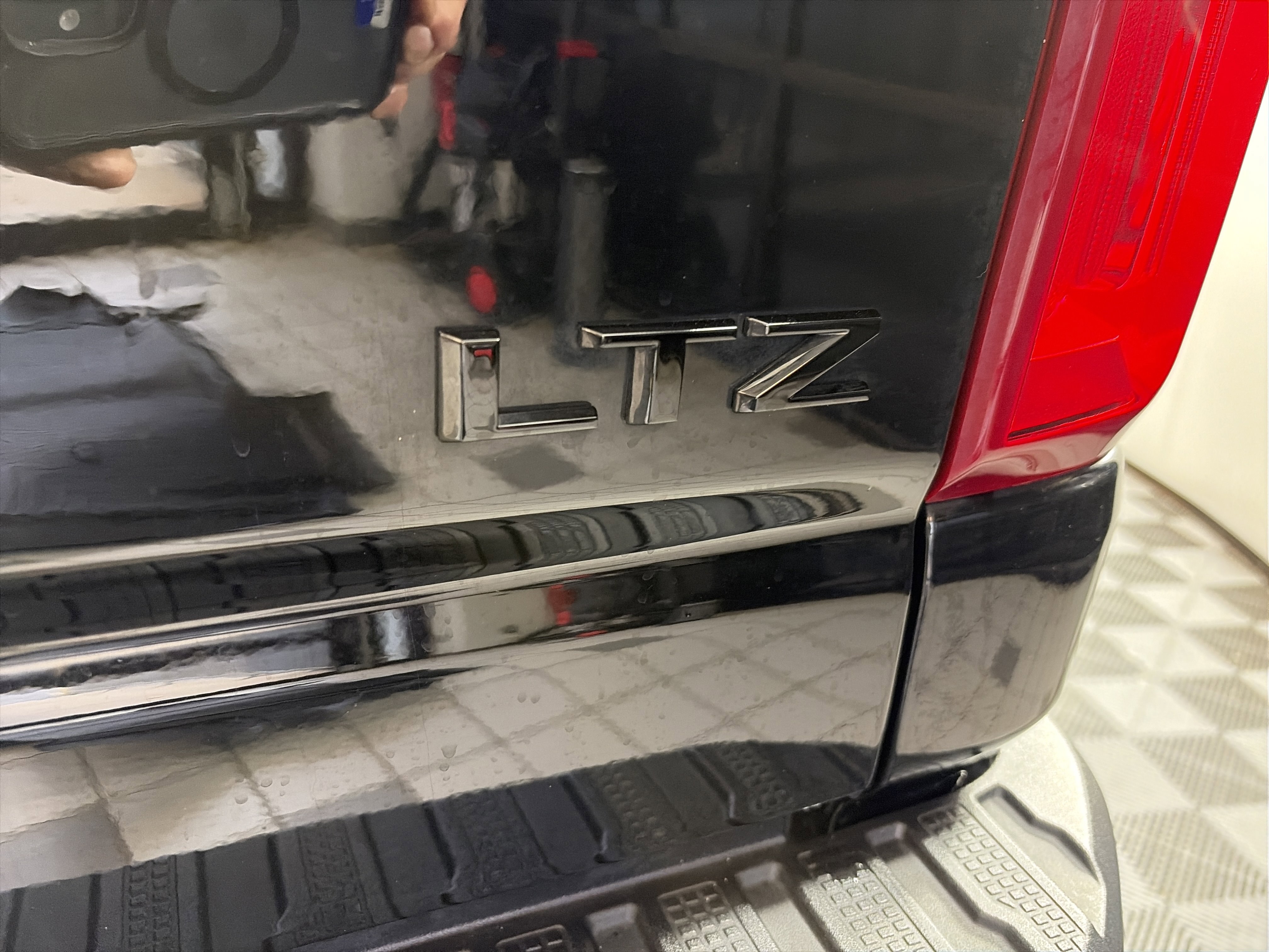 Certified 2024 Chevrolet Silverado 2500 LTZ w/ LTZ Plus Package image 19