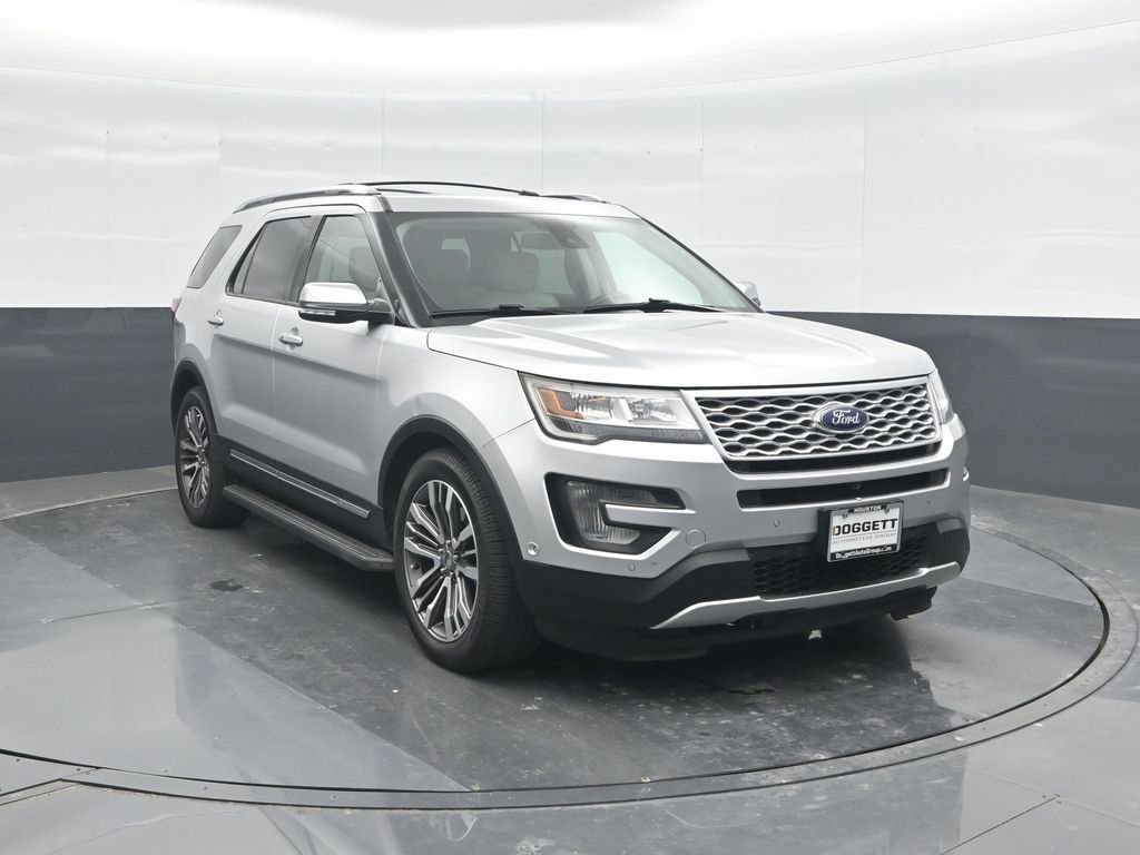 Used 2017 Ford Explorer Platinum AWD/4WD image 8