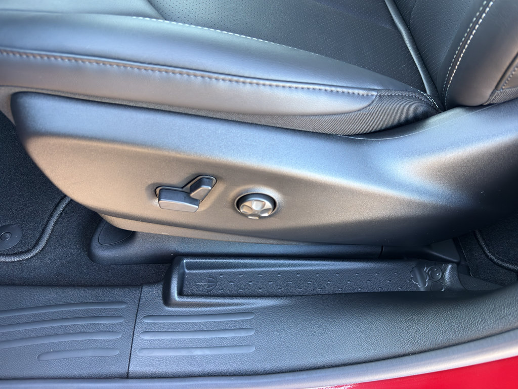 New 2026 Chrysler Pacifica Select w/ S Appearance Package FWD image 15
