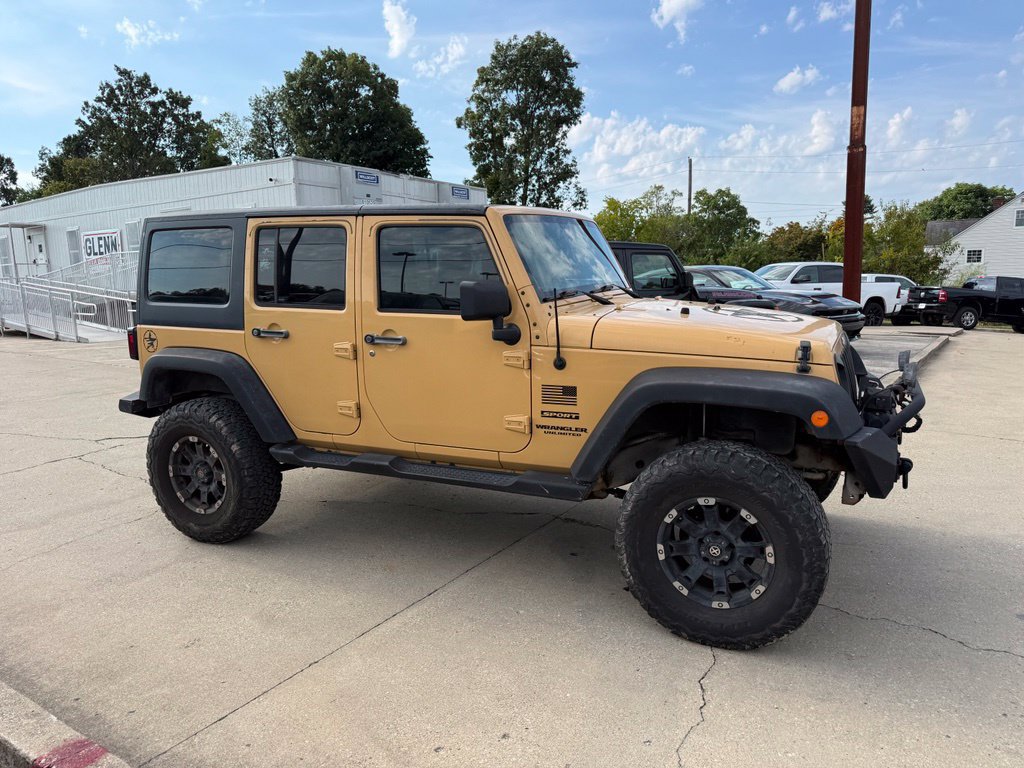 Used 2014 Jeep Wrangler Unlimited Sport w/ Max Tow Package AWD/4WD image 5