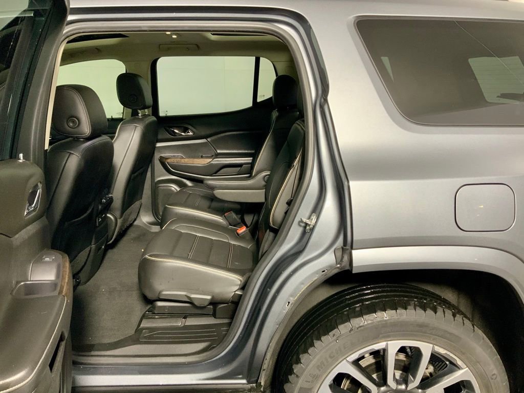 Used 2020 GMC Acadia Denali w/ Technology Package image 28