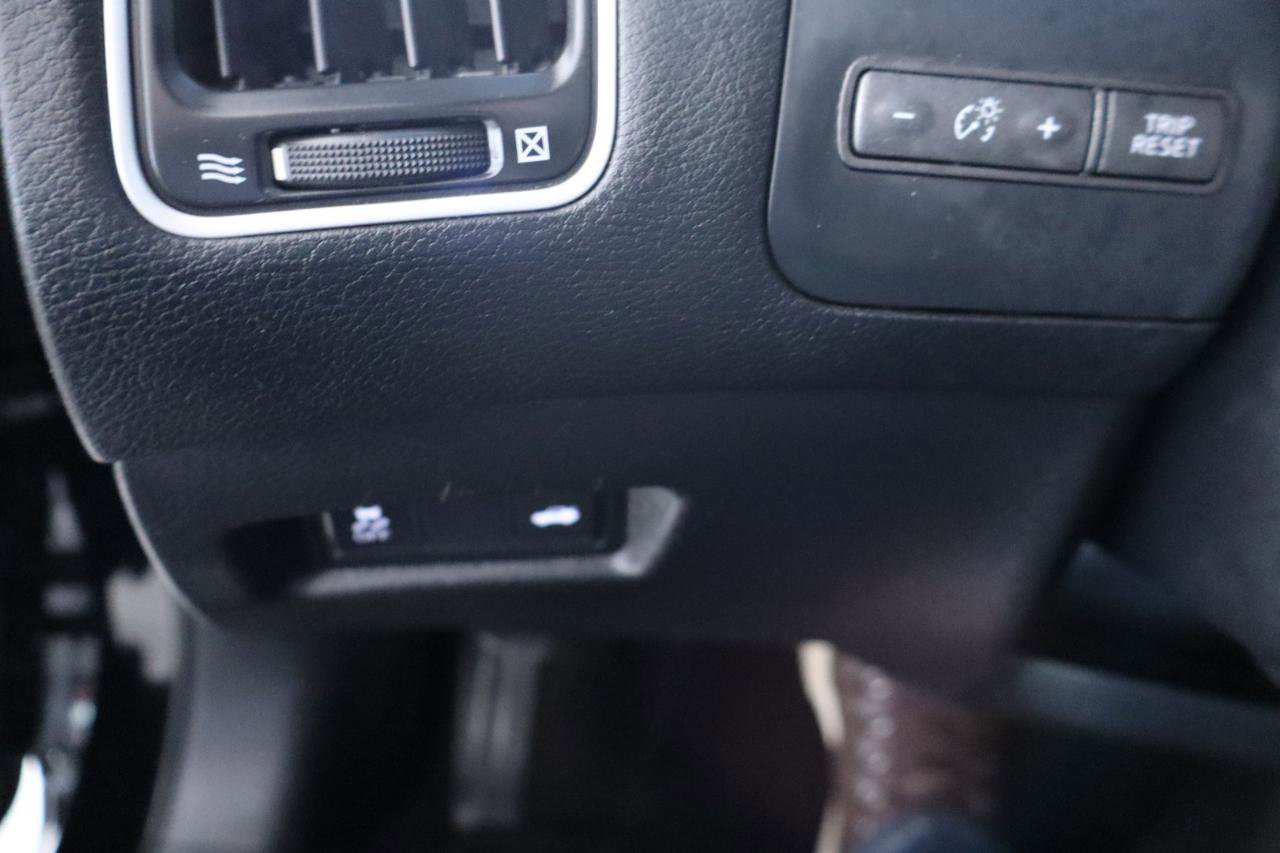 Used 2017 INFINITI Q50 3.0t Premium image 28