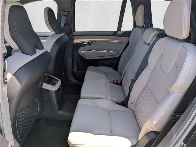 New 2026 Volvo XC90 T8 Plus w/ Protection Package AWD/4WD image 17