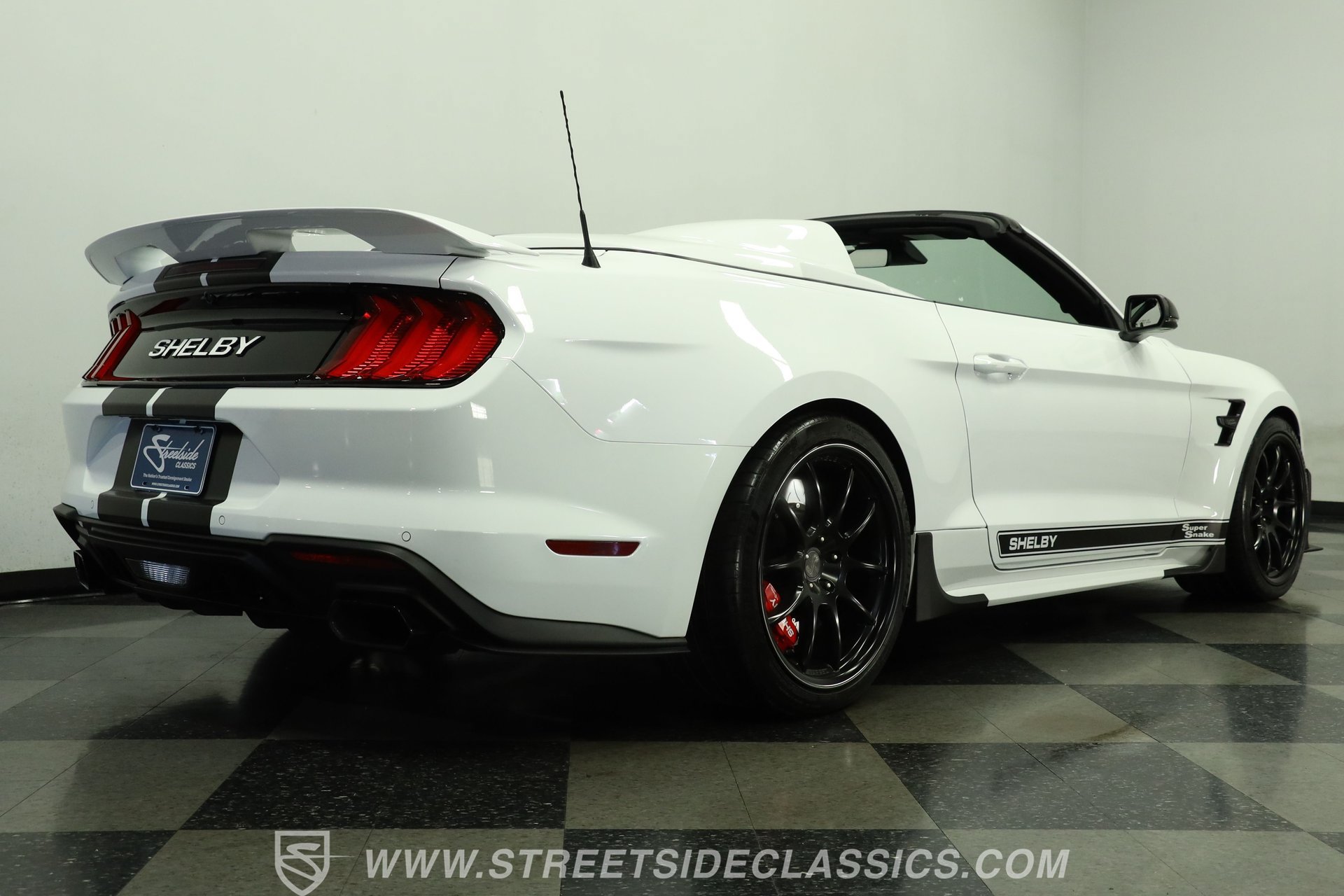 Used 2023 Ford Mustang GT Premium w/ GT Performance Package RWD image 26