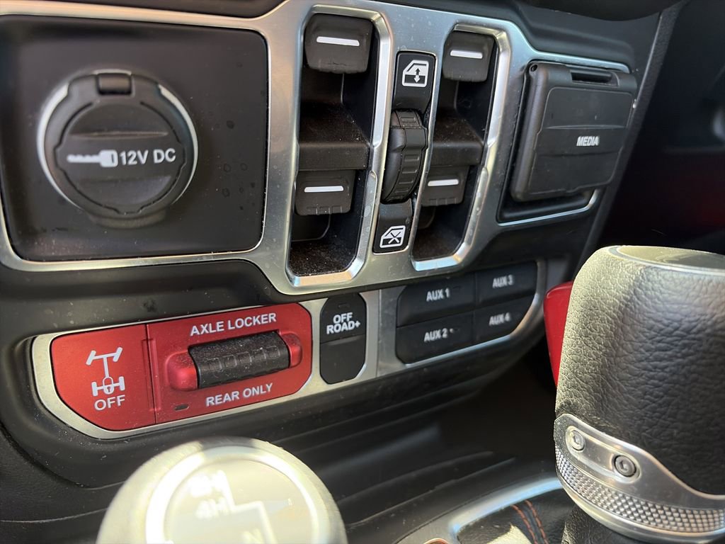 Used 2021 Jeep Gladiator Mojave w/ Trailer Tow Package AWD/4WD image 26
