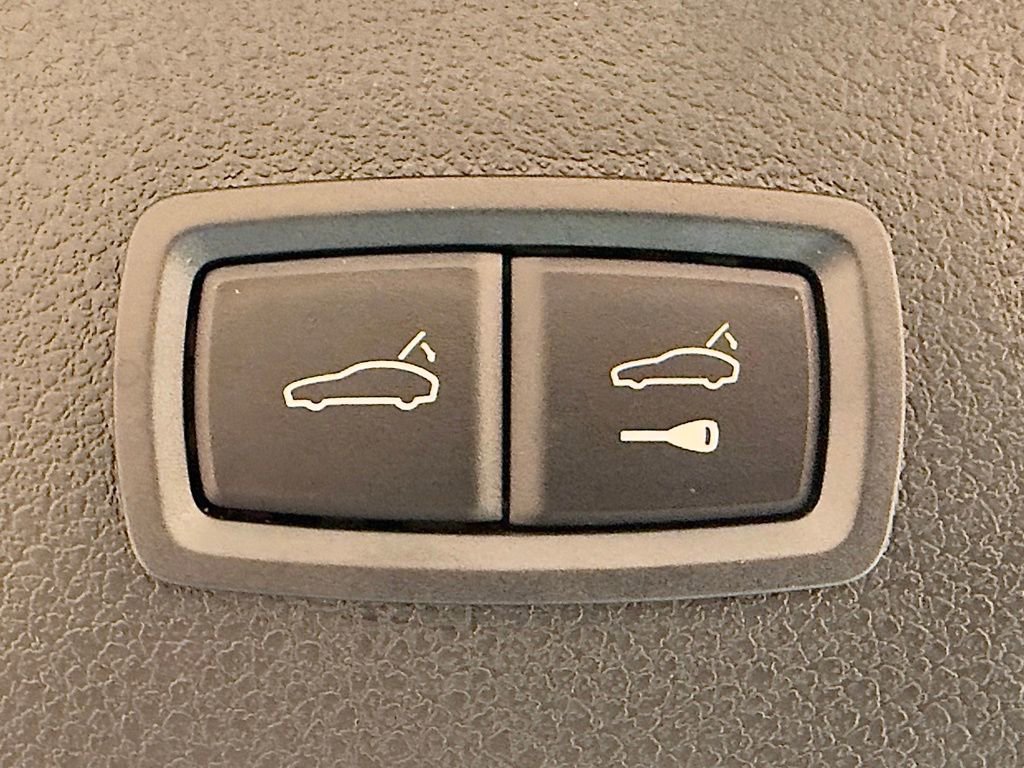 New 2026 Porsche Macan S image 26