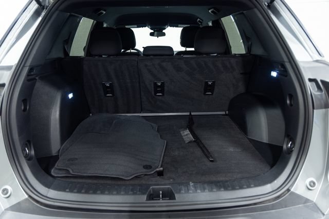 Used 2025 Chevrolet Equinox LT AWD/4WD image 9