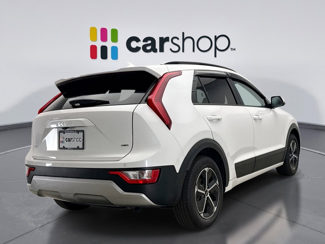 Used 2025 Kia Niro EX FWD image 5