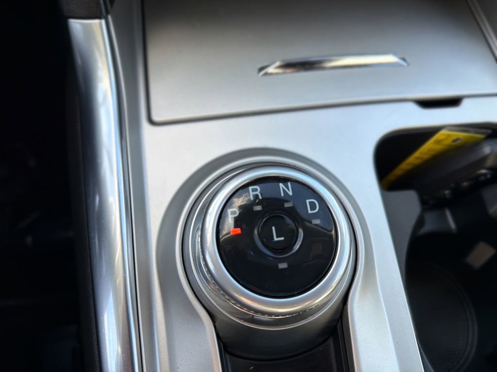 Used 2022 Ford Explorer XLT w/ Equipment Group 202A image 20