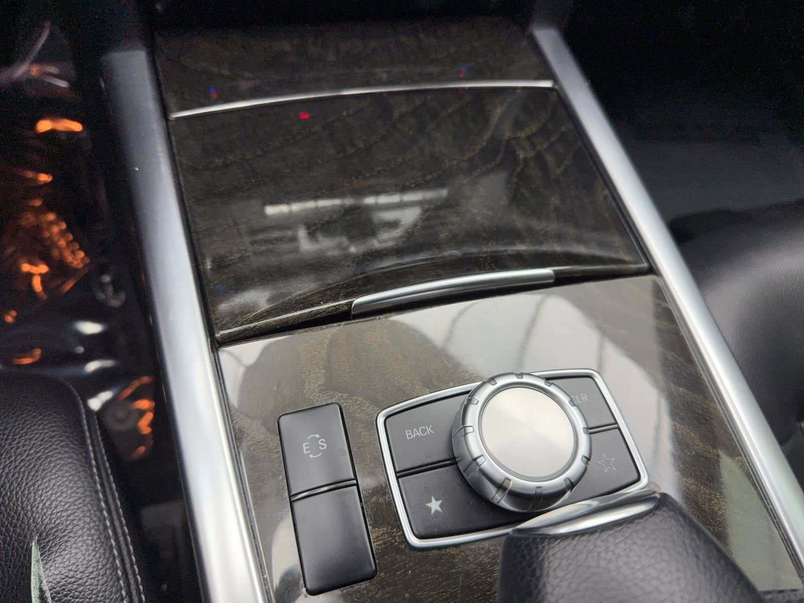 Used 2014 Mercedes-Benz E 350 Sedan image 28