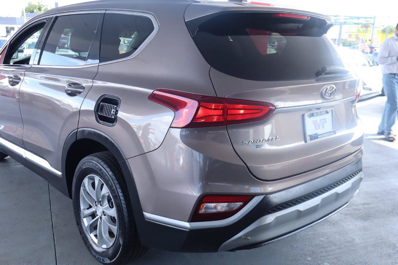 Used 2020 Hyundai Santa Fe SEL FWD image 9