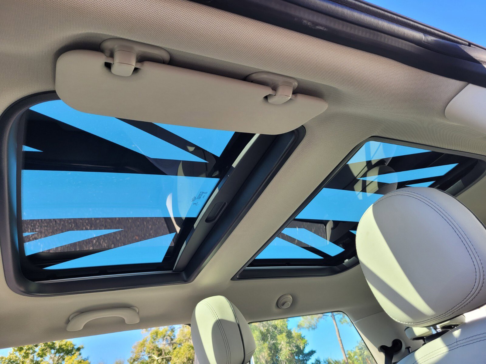 Used 2022 MINI Cooper S image 19