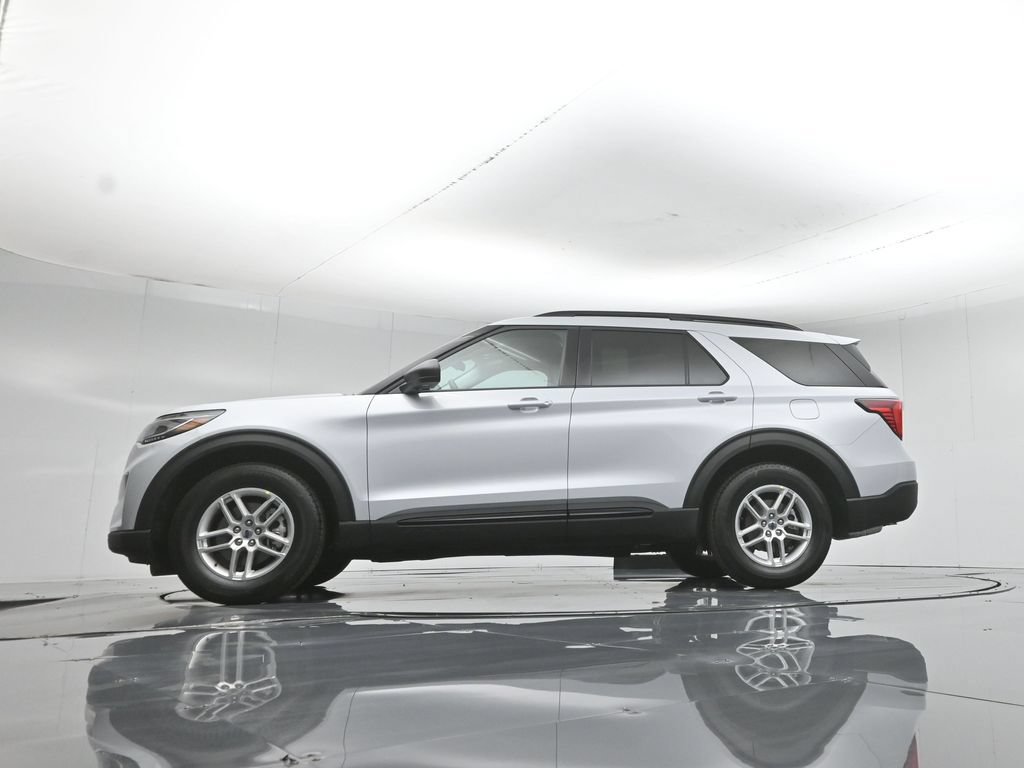 New 2026 Ford Explorer Active RWD image 52