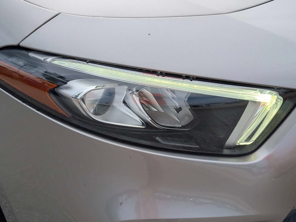 Used 2020 Mercedes-Benz A 220 w/ Premium Package image 6