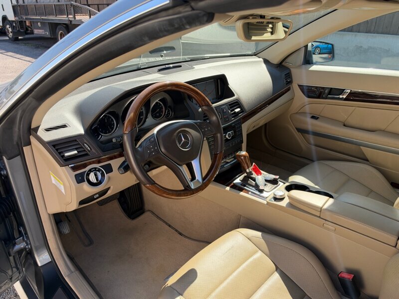 Used 2013 Mercedes-Benz E 550 Cabriolet image 23