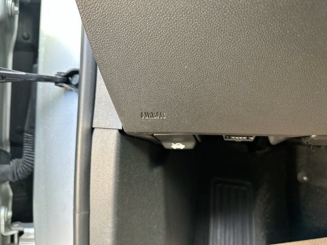 Used 2019 Chevrolet Blazer LT FWD image 49