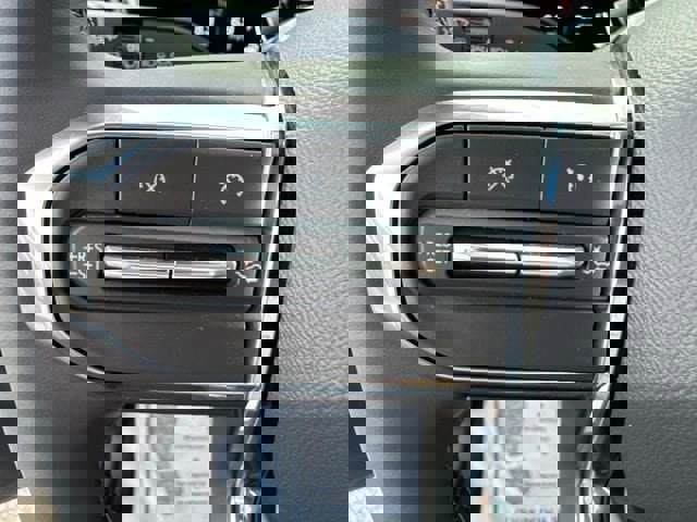 New 2026 GMC Canyon Elevation w/ Convenience Package image 38