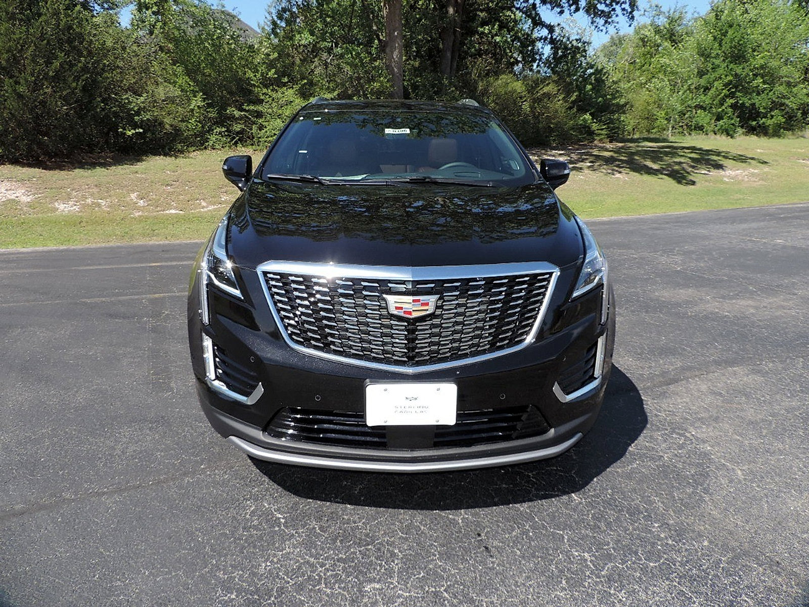 New 2026 Cadillac XT5 Premium Luxury w/ Driver Assist Package FWD image 2