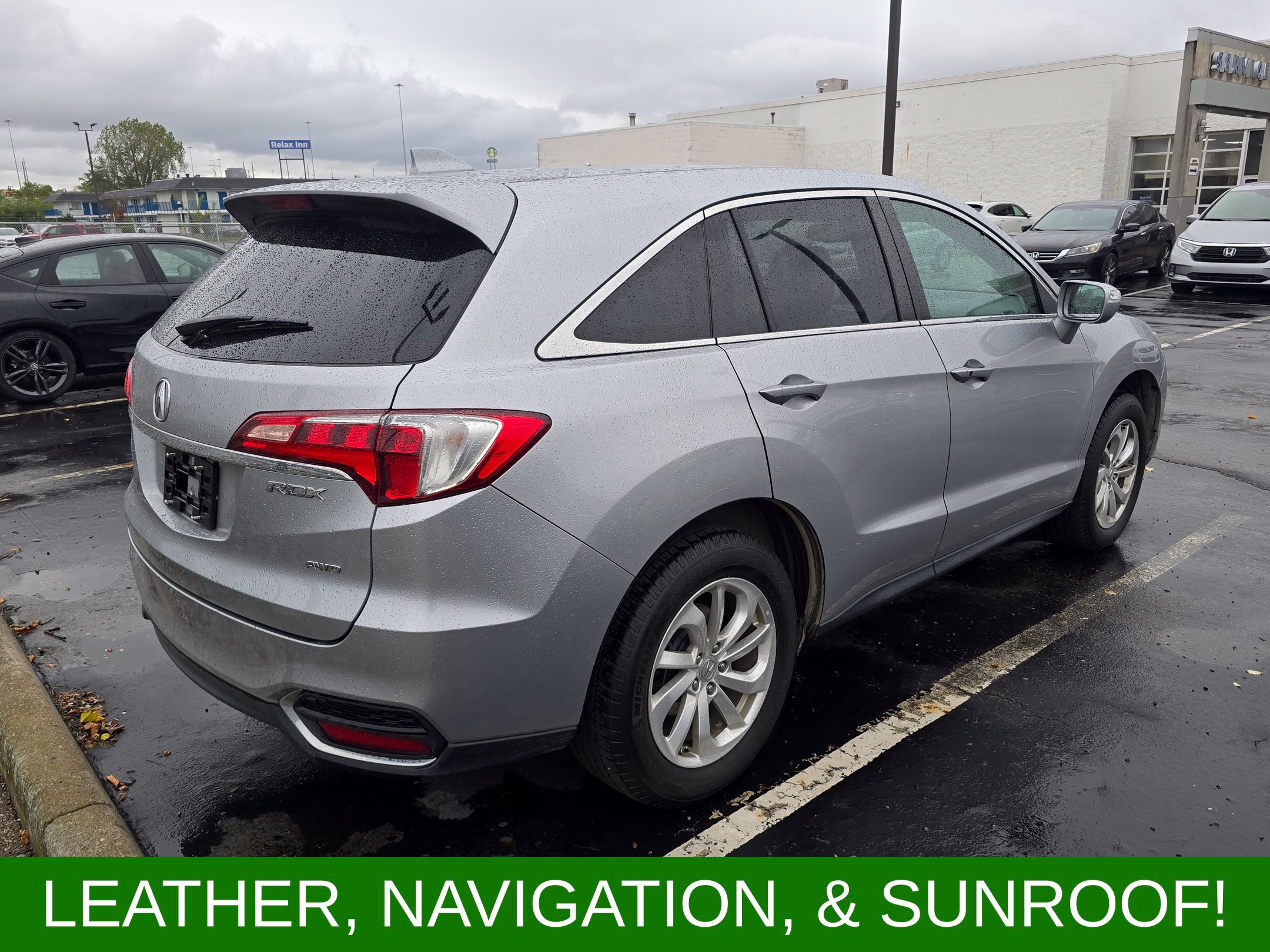 Used 2018 Acura RDX w/ Technology Package AWD/4WD image 3