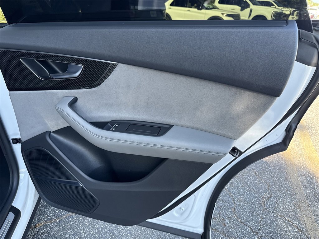 Used 2023 Audi SQ8 Prestige image 17