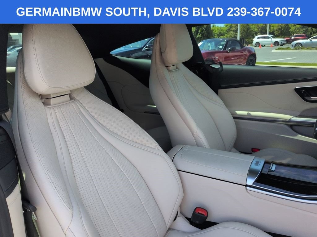 Used 2025 Mercedes-Benz CLE 300 4MATIC Coupe image 16