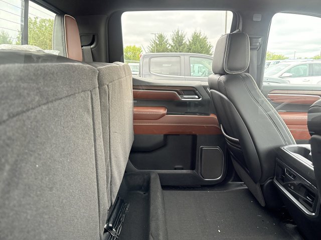 Used 2026 GMC Sierra 1500 Denali Ultimate AWD/4WD image 18