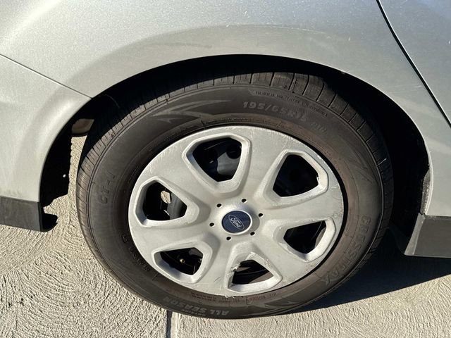 Used 2015 Ford Focus S image 9