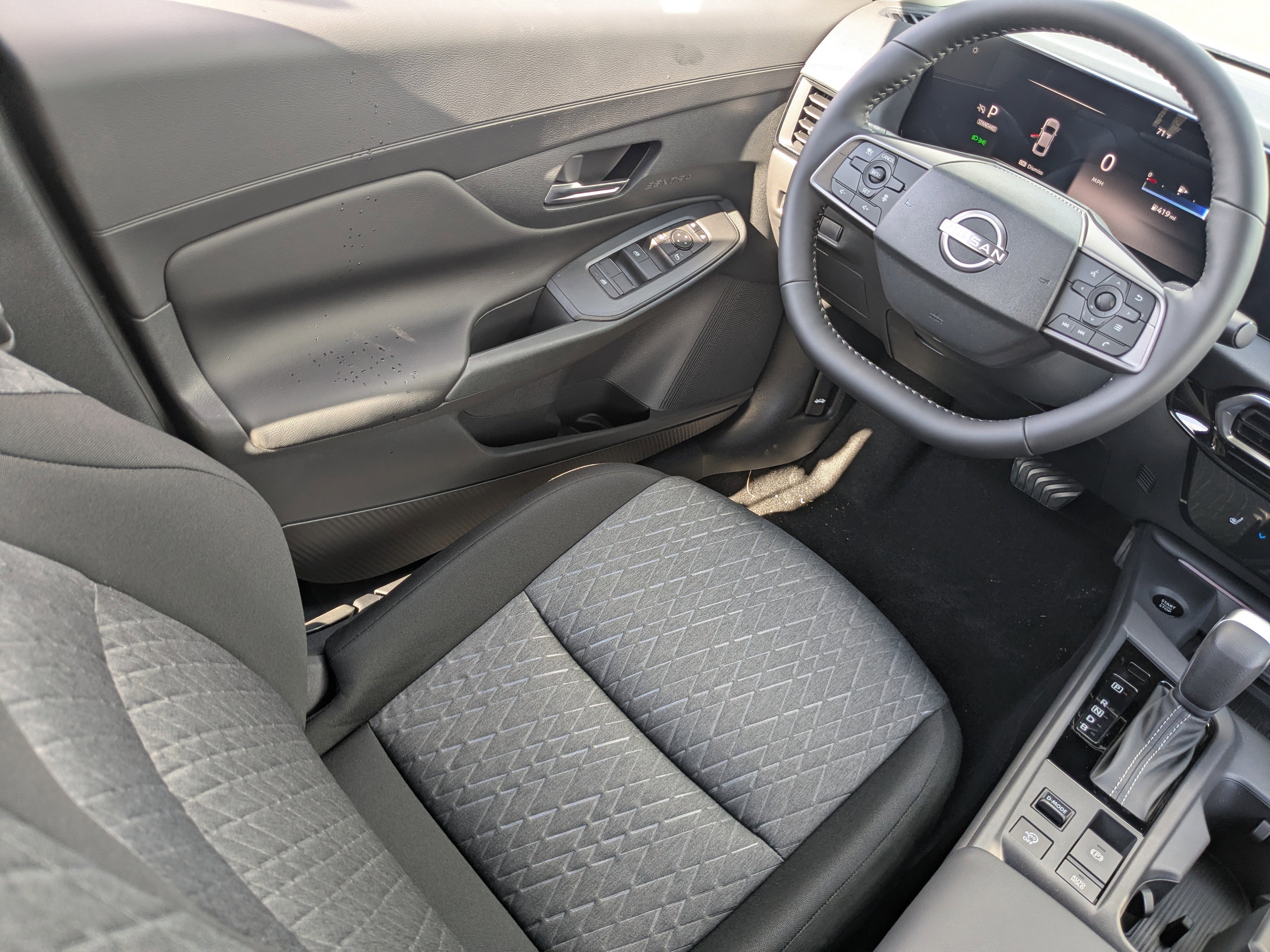 New 2026 Nissan Sentra SV w/ SV Convenience Package FWD image 20