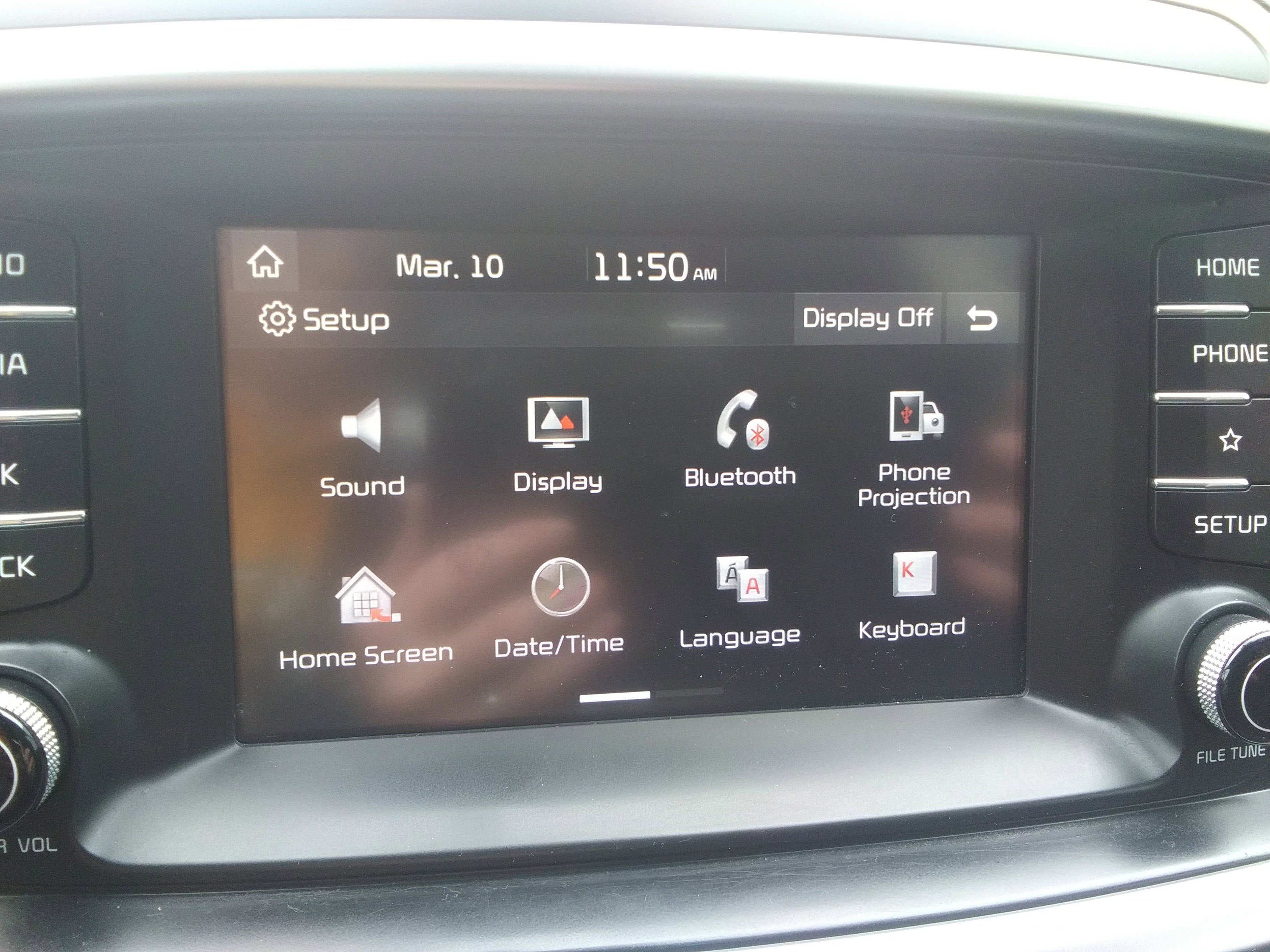 Used 2019 Kia Sorento S image 17