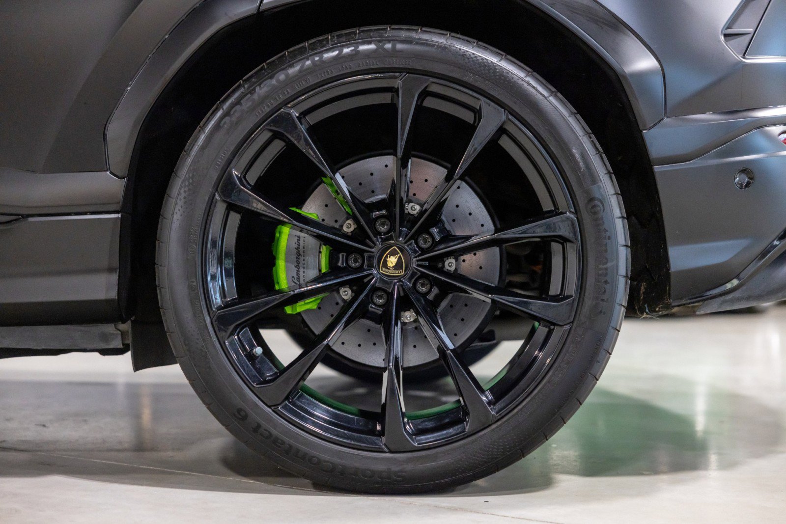 Used 2022 Lamborghini Urus image 17