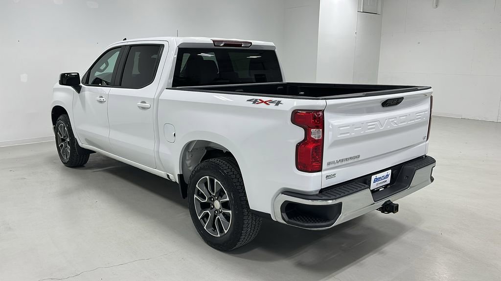 Used 2023 Chevrolet Silverado 1500 LT AWD/4WD image 3